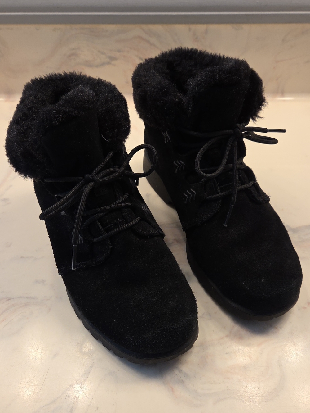Sporto Black Faux Fur Lace-Up Ankle Boots